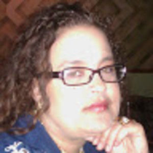 Meet your Posher, Queena